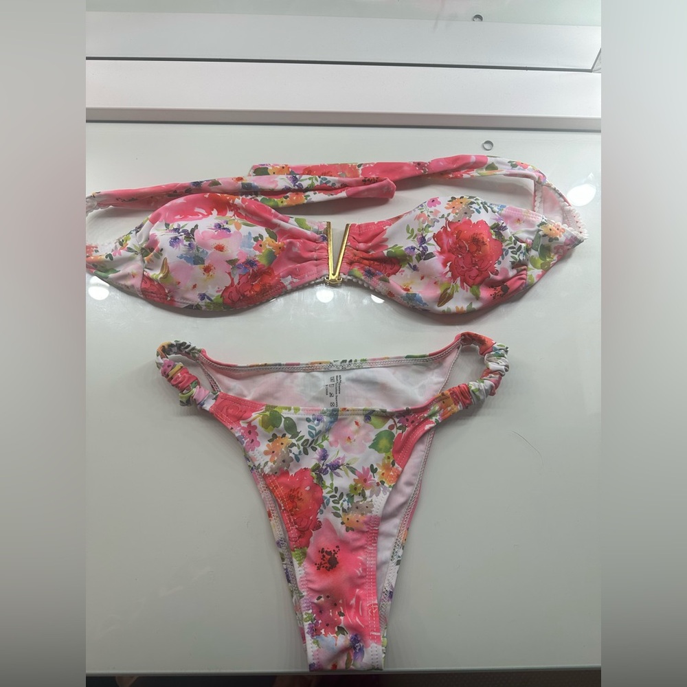 strapless bikini